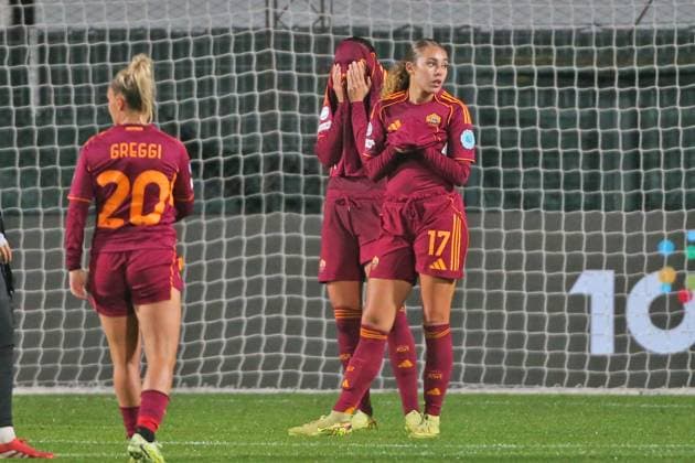 11.11.2025 Roma vs Valerenga Women s Champions League; Calcio; & xD;Nella foto: Delusione Roma& xD;(Foto Gino Mancini)  Copyright: xGinoxMancini IPAxSportx xipa-agency.netx xx IPA_67838860 IPA_Agency_IPA67838860