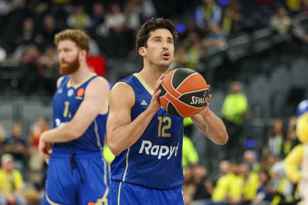 John Dibartolomeo Maccabi Rapyd Tel Aviv, 12 with ball, GER, Fenerbahce Beko Istanbul vs Maccabi Rapyd Tel Aviv, Basketball, Euroleague, Matchday 10, Season 2025 2026, 11 11 2025, GER, Fenerbahce Beko Istanbul vs Maccabi Rapyd Tel Aviv, Basketball, Euroleague, Matchday 10, Season 2025 2026, 11 11 2025 Muenchen Copyright: xEibner-Pressefoto JennixMaulx EP_JML