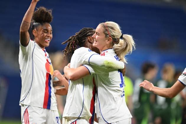 Football : Lyonnes v Wolfsburg - UEFA Women s champions league Ada HEGERBERG of Lyon scoring goal during the UEFA Womens champions league match between OL Lyonnes and Wolfsburg at Groupama Stadium Decines Charpieu Lyon France on November 11, 2025  Copyright: xALLILI_MOURADx