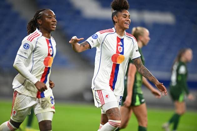 Football : Lyonnes v Wolfsburg - UEFA Women s champions league Ada HEGERBERG of Lyon scoring goal during the UEFA Womens champions league match between OL Lyonnes and Wolfsburg at Groupama Stadium Decines Charpieu Lyon France on November 11, 2025  Copyright: xALLILI_MOURADx