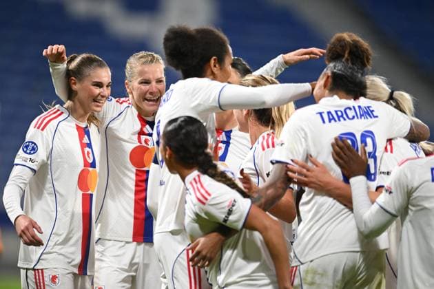 Football : Lyonnes v Wolfsburg - UEFA Women s champions league Ada HEGERBERG of Lyon scoring goal during the UEFA Womens champions league match between OL Lyonnes and Wolfsburg at Groupama Stadium Decines Charpieu Lyon France on November 11, 2025  Copyright: xALLILI_MOURADx