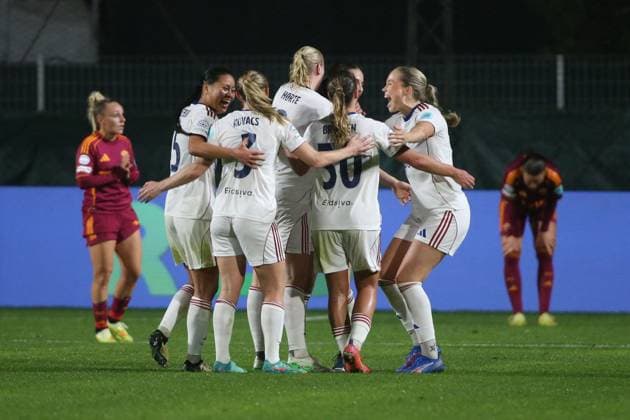 CALCIO - Champions League Women - AS Roma vs Valerenga Fotball Damer 11.11.2025 Roma vs Valerenga Women s Champions League; Calcio; Nella foto: Esultanza (Foto Gino Mancini) Rome Italy  Copyright: xIPAxSport ABACAx