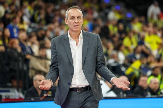 Oded Kattash Maccabi Rapyd Tel Aviv, Head Coach gestures, GER, Fenerbahce Beko Istanbul vs Maccabi Rapyd Tel Aviv, Basketball, Euroleague, Matchday 10, Season 2025 2026, 11 11 2025, GER, Fenerbahce Beko Istanbul vs Maccabi Rapyd Tel Aviv, Basketball, Euroleague, Matchday 10, Season 2025 2026, 11 11 2025 Muenchen Copyright: xEibner-Pressefoto JennixMaulx EP_JML