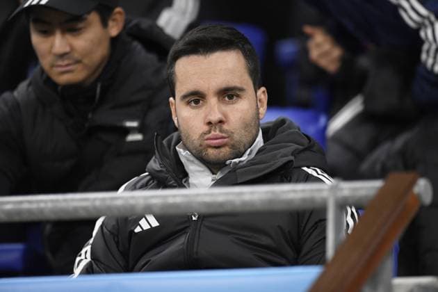 Football : Lyonnes v Wolfsburg - UEFA Women s champions league Jonatan Giraldez coach of Lyon during the UEFA Womens champions league match between OL Lyonnes and Wolfsburg at Groupama Stadium Decines Charpieu Lyon France on November 11, 2025  Copyright: xMouradxALLILIx