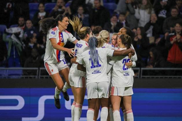 Lyon, France 11 November 2025 Champions League Women 2025 2026 OL Lyonnes vs VfL Wolfsburg In the picture scorer Ada Hegerberg OL , hidden in the picture, scores the 2-0 goal for OL Lyonnes and cheers with her teammates Groupama Stadium Copyright: xFotostandx xFantinix