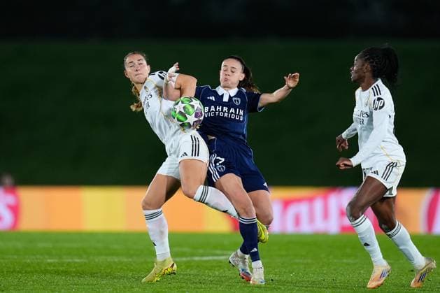 November 11, 2025, Valdebebas, Madrid, Spain: Maelle Garbino of Paris FC and Sara Dabritz of Real Madrid compete for the ball during the UEFA WomenÃ¢â‚¬â ¢s Champions League 2025 26 League Phase MD3, football match played between Real Madrid CF and Paris FC at Alfredo Di Stefano stadium on November 11, 2025, in Valdebebas, Madrid, Spain. Valdebebas Spain - ZUMAa181 20251111_zaa_a181_133 Copyright: xDennisxAgyemanx