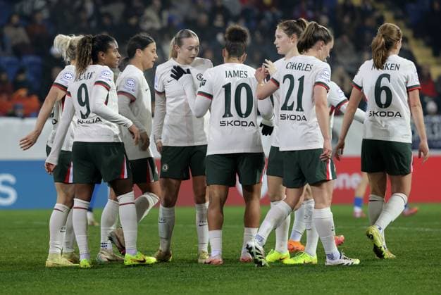 SOCCER - WCL, St.Poelten vs Chelsea SANKT POELTEN,AUSTRIA,11.NOV.25 - SOCCER - UEFA Women s Champions League, SKN Sankt Poelten vs Chelsea FC. Image shows the rejoicing of the team of Chelsea.  GEPAxpictures xWalterxLuger