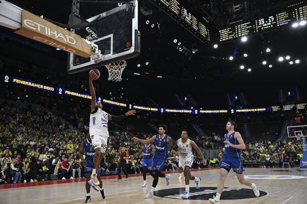 Fenerbahce Beko v Maccabi Rapyd Tel Aviv - EuroLeague MUNICH, GERMANY - NOVEMBER 11: Armando Bacot (0) of Fenerbahce Beko in action during the EuroLeague Week 10 basketball game between Fenerbahce Beko and Maccabi Rapyd Tel Aviv at BMW Park in Munich, Germany on November 11, 2025. Halil Sagirkaya Anadolu Munich Germany. Editorial use only. Please get in touch for any other usage.  Copyright: x2025xAnadoluxHalilxSagirkayax