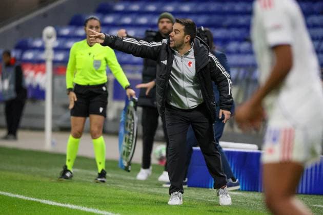 Lyon, France 11 November 2025 Champions League Women 2025 2026 OL Lyonnes vs VfL Wolfsburg In the picture coach Jonatan Giraldez OL Groupama Stadium Copyright: xFotostandx xFantinix