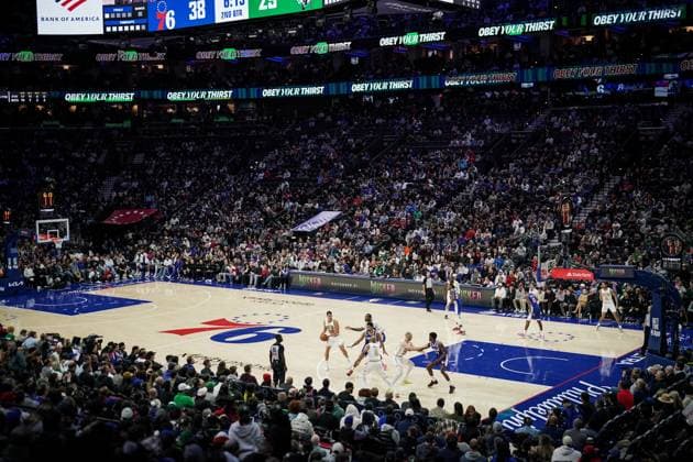 Philadelphia 76ers v Boston Celtics - NBA, Basketball Herren, USA PHILADELPHIA, US - NOVEMBER 11: Players in action during NBA game between Philadelphia 76ers and Boston Celtics at the Wells Fargo Center in Philadelphia, Pennsylvania, United States on November 11, 2025. Wolfgang Schwan Anadolu Pennsylvania United States. Editorial use only. Please get in touch for any other usage.  Copyright: x2025xAnadoluxWolfgangxSchwanx