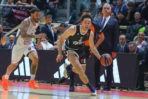 06 Alessandro PAJOLA Virtus Bologna BASKETBALL-EUROLEAGUE - match Virtus Bologna - Anadolu Efes Istanbul 11-11-2025 08 nick weiler - babb Anadolu Efes Istanbul BASKETBALL-EUROLEAGUE - match Virtus Bologna - Anadolu Efes Istanbul 11-11-2025 coach igor kokoskov Anadolu Efes Istanbul BASKETBALL-EUROLEAGUE - match Virtus Bologna - Anadolu Efes Istanbul 11-11-2025 during Virtus Bologna vs Anadolu Efes, Basketball Euroleague match in Bologna, Italy, November 11 2025  Copyright: xValentinoxOrsini IPAxSportx xipa-agency.netx xx IPA_67853717 IPA_Agency_IPA67853717
