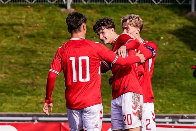 Baden, Switzerland, November 12th 2025: Jacob Ambaek (20 Denmark) celebrates with teammates after scoring his teams second goal during the UEFA European Qualifiers U19 football match between Denmark and San Marino at ESP Baden in Baden, Switzerland: (Daniela Porcelli SPP) Copyright: xDanielaxPorcellix xSPPx spp-en-DaPoSp-20251112-DP108721