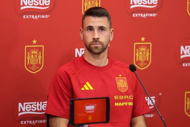 November 12, 2025, Las Rozas, Madrid, SPAIN: Unai Simon of Spain attends a press conference, PK, Pressekonferenz on the partnership agreement between Nestle and the Spanish National Football Team prior to the 2026 World Cup qualifying matches against Georgia and Turkey, at the Ciudad del Futbol, in Las Rozas, Madrid, Spain, on November 12, 2025. Las Rozas SPAIN - ZUMAa181 20251112_zaa_a181_055 Copyright: xIrinaxR.xHipolitox