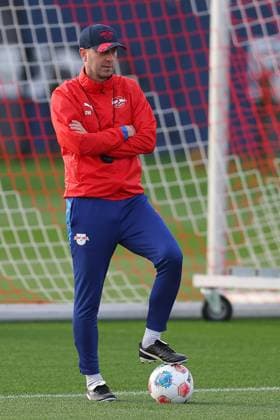 Training RB Leipzig Bundesliga Leipzig, 12 11 2025, Training center at Cottaweg, Season 2025 2026, Football, Men, 1 Bundesliga , Training RB Leipzig , In the picture coach Ole Werner ,