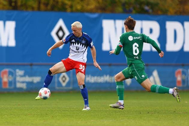 30 Silvan Hefti Hamburger SV , 6 Stije Resink FC Groningen Football I Men I Friendly match I Season 2025 2026 I Hamburger SV FC Groningen I 12 11 2025 I Training ground Volksparkstadion