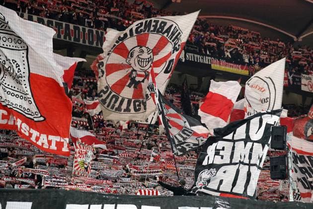 09 11 25 VfB Stuttgart FC Augsburg Germany, Stuttgart, 09 11 2025, Football, Bundesliga, Season 2025 2026, VfB Stuttgart FC Augsburg VfB Stuttgart Fans Ultras Cannstatter Kurve Flags Flags