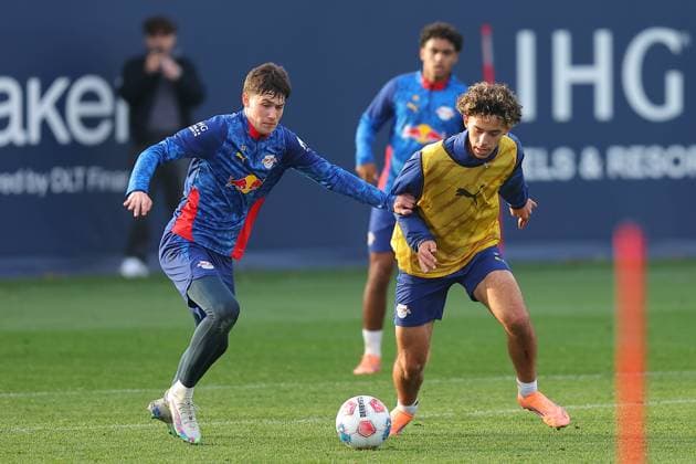 Training RB Leipzig Bundesliga Leipzig, 12 11 2025, Training center at Cottaweg, Season 2025 2026, Football, Men, 1 Bundesliga , Training RB Leipzig , In the picture Andrija Maksimovic left ,