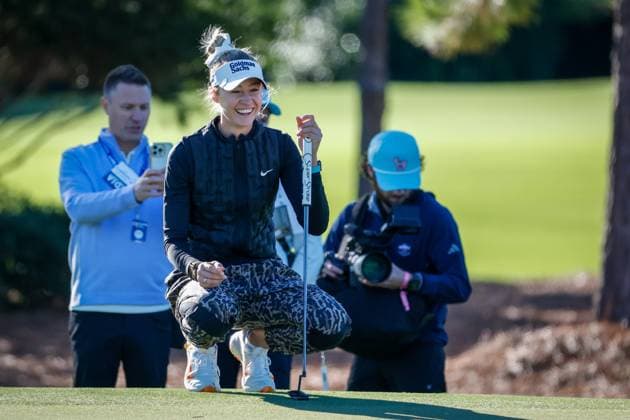 November 12, 2025, Belleair, Florida, USA: LPGA, Golf Damen pro golfer Nelly Korda waits to putt on hole one during The ANNIKA driven by Gainbridge Pro-Am at the Pelican Golf Club at on Wednesday, Nov. 12, 2025, in Belleair. Belleair USA - ZUMAs70_ 20251112_zan_s70_019 Copyright: xJeffereexWoox