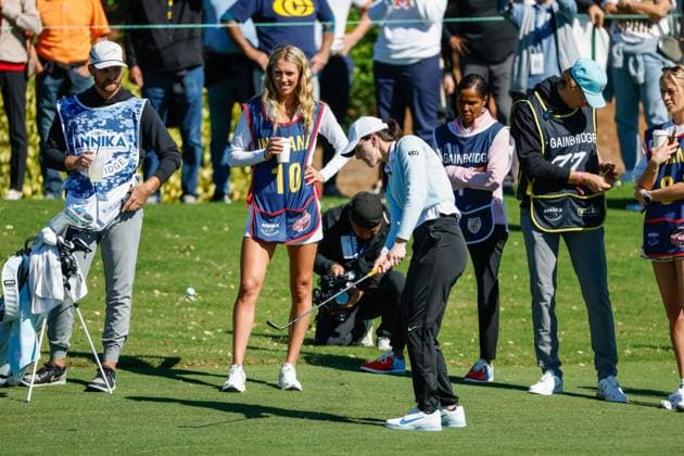 November 12, 2025, Belleair, Florida, USA: Indiana Fever guard Caitlin Clark hits a tip shot on the 11th hole during The ANNIKA driven by Gainbridge Pro-Am at the Pelican Golf Club at on Wednesday, Nov. 12, 2025, in Belleair. Belleair USA - ZUMAs70_ 20251112_zan_s70_031 Copyright: xJeffereexWoox