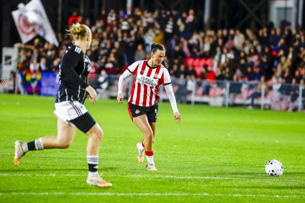 EINDHOVEN , 12 11-2025 , De Herdgang , season 2025 2026 , UEFA Womens Europa League football , round of 16 1nd leg between PSV and Eintracht Frankfurt (women) , Picture shows PSV player Riola Xhemaili PSV - Eintracht Frankfurt (women)  x31997463x Copyright: