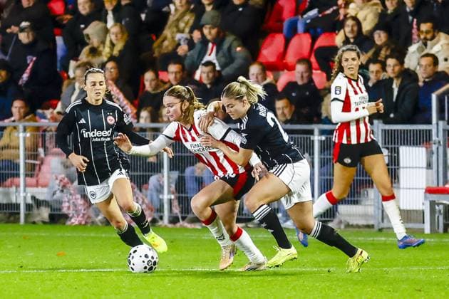 EINDHOVEN , 12 11-2025 , De Herdgang , season 2025 2026 , UEFA Womens Europa League football , round of 16 1nd leg between PSV and Eintracht Frankfurt (women) , Picture shows PSV player Liz Rijsbergen. PSV - Eintracht Frankfurt (women)  x31997694x Copyright: