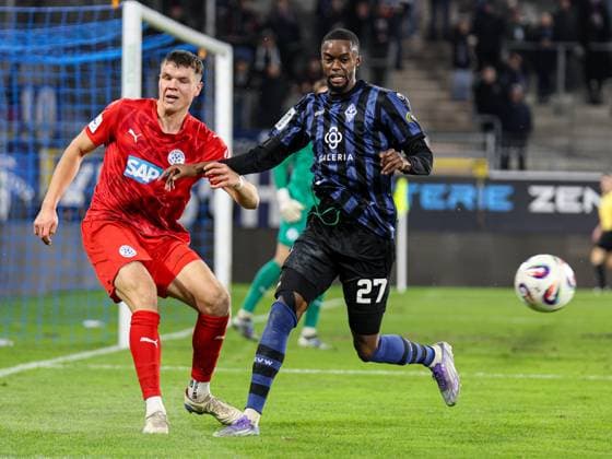 Dennis Egel FC Astoria Walldorf, 4 clears in front of Adama Diakhaby SV Waldhof Mannheim, 27 at BfV Pokal Quarterfinal SV Waldhof Mannheim FC Astoria Walldorf on 12 11 25 at Carl Benz Stadion, Mannheim xamx Photo Alfio Marino Copyright: