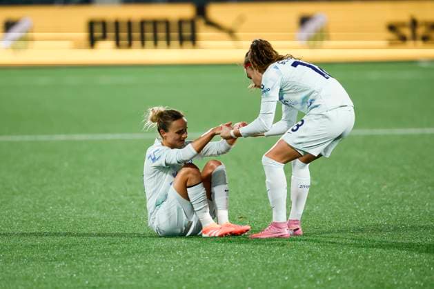 GÖTEBORG, SWEDEN 20251112 Inters Lina Magull and Benedetta Glionna are depressed after the loss in Wednesdays womens Europa Cup soccer match between BK Häcken FF and Inter that ended 1-0 at Bravida Arena Hisingen Arena GÖTEBORG SWEDEN x9200x  Copyright: xAdamxIhse TTx EUROPA CUP HÄCKEN-INTER