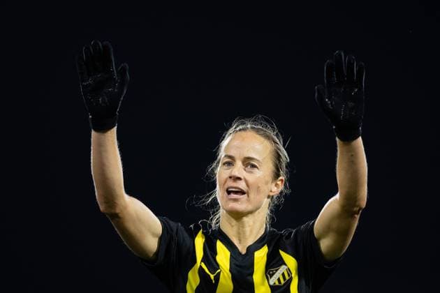 251112 Aivi Luik of Häcken celebrate after the UEFA Women s Europa Cup football match between Häcken and Inter on November 12, 2025 in Gothenburg Photo Michael Erichsen BILDBYRAN COP 89 MI0901 Internazionale Milano bbeng dam europa cup football fotball fotboll häcken inter soccer uefa womens europa cup jubel  Copyright: MICHAELxERICHSEN BB251112MI045