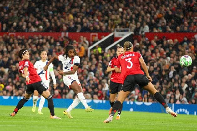Manchester United, ManU Women v Paris Saint-Germain - UEFA Women s Champions League Paris Saint-Germain s Joe Echegini hits the post early against Manchester United - UEFA Women s Champions League - 12.11.2025 Manchester Old Trafford United Kingdom Copyright: xZacharyxLockex
