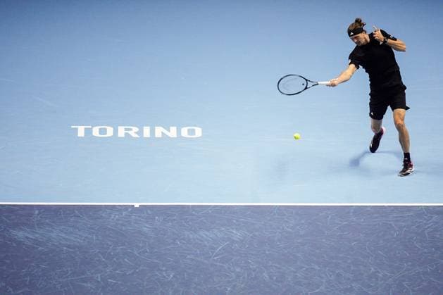 Germany s Alexander Zverev returns the ball to Italy s Jannik Sinnerduring the singles tennis match of the ATP, Tennis Herren World Tour Finals at the Inalpi Arena in Turin, Italy - Wednesday, Nov. 12, 2025. -  Copyright: xMarcoxAlpozzi LaPressex