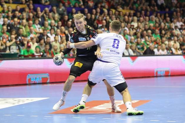 12 11 2025, xtgx, Handball, EHF Champions League, SC Magdeburg HC Zagreb v l Gisli Thorgeir Kristjansson Magdeburg, 10 , Adin Faljic Zagreb, 8 duel, duel, fight, tackle Magdeubrg
