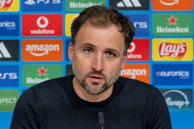 Jose Barcala Head Coach, FC Bayern Muenchen Women at the post-match press conference Portrait Portraet GER, FC Bayern Muenchen Women vs Arsenal Woman FC, Football, Champions League Women, League Phase 3 Matchday , Season 2025 2026, 12 11 2025 GER, FC Bayern Muenchen Women vs Arsenal Woman FC, Football, Champions League Women, League Phase 3 Matchday , Season 2025 2026, 12 11 2025 Muenchen Copyright: xEibner-Pressefoto HeikexFeinerx EP_HFR