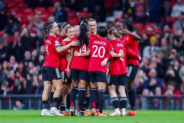 Manchester United, ManU Women v Paris Saint-Germain Feminines Melvine Malard of Manchester United scores a GOAL 1-0 and celebrates during the Manchester United Women v Paris Saint-Germain Feminines UEFA Women s Champions League Matchday 3 at Old Trafford, Manchester, England on 12 November 2025 Credit: Luke Williams Every Second Media Editorial use only. All images are copyright Every Second Media Limited. No images may be reproduced without prior permission. Copyright: xIMAGO EveryxSecondxMediax ESM-1662-0014 LukexWilliamsx xEveryxSecondxMediax