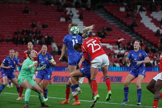 Chandra Davidson ( SL Benfica Womens team ) in action during the match between SL Benfica and FC Twente, valid for UEFA WomenÕs Champions League 2025 26 at Est‡dio do Lisboa e Benfica on 12 November 2025. Lisbon Est‡dio do Sport Lisboa e Benfica Lisbon Portugal Copyright: xIMAGOx xPRIMExSPORTSxIMAGESx xFILIPExOLIVEIRAx
