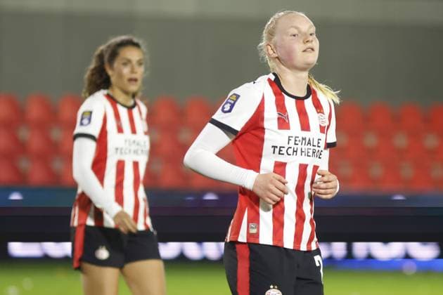 EINDHOVEN , 12 11-2025 , De Herdgang , season 2025 2026 , UEFA Womens Europa League football , round of 16 1nd leg between PSV and Eintracht Frankfurt (women) , Picture shows PSV player Emma Frijns PSV - Eintracht Frankfurt (women)  x31999235x Copyright: