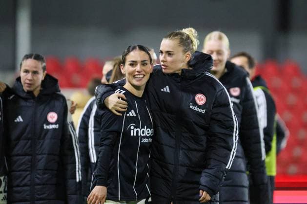 Eindhoven, Netherlands 12 November 2025 Europa Cup Women 1 8 Final 2025 2026 PSV Eindhoven vs Eintracht Frankfurt Pictured from left Ereleta Memeti SGE and Laura Freigang SGE celebrating after the win in Eindhoven De Herdegang Copyright: xFotostandx xFantinix