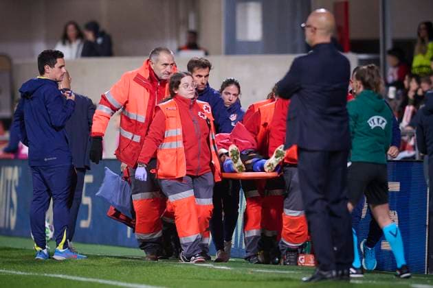 ATLETICO DE MADRID v JUVENTUS. WOMENÂ S CHAMPIONS LEAGUE 2025 2026. ROUND 3. Atletico de Madrid s Andrea Medina injured during Women™s Champions League 2025-2026 match. November 12,2025. (ALTERPHOTOS Ropero) Alcala de HenaresSpain  Copyright: xRoperox