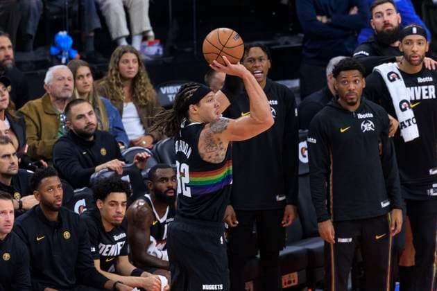 November 12, 2025, Inglewood, California, USA: Aaron Gordon 32 of the Denver Nuggets makes a three point shot during their regular season NBA, Basketball Herren, USA game against the Los Angeles Clippers on Wednesday November 12, 2025 at Intuit Dome in Inglewood, California. ARIANA RUIZ PI Inglewood USA - ZUMAp124 20251112_zaa_p124_012 Copyright: xArianaxRuizx
