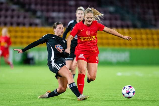 FC Nordsjaelland v Mura, UEFA Women™s Europa Cup, Farum, Denmark Farum, Denmark. 12th, November 2025. Grace Wisnewski (R) of FC Nordsjaelland and Tija Sostaric (L) of Mura seen during the UEFA Women™s Europa Cup match between FC Nordsjaelland and Mura at Right to Dream Park in Farum. Denmark, Farum  Copyright: xGonzalesxPhoto TobiasxJorgensenx