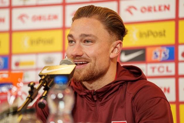Matty Cash seen during Official Conference during november 2025 international break of Polish national team, Nationalteam (Lukasz Germaniuk Ball Raw Images) Warsaw PGE Narodowy Poland Copyright: xLukaszxGermaniukx DSC06766