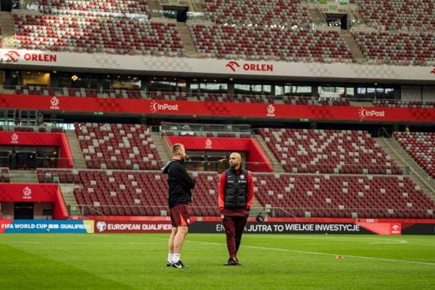 Adrian Mierzejewski seen during Training session during november 2025 international break of Polish national team, Nationalteam (Kazimierz Koper Ball Raw Images) Warsaw PGE Narodowy Poland Copyright: xKazimierzxKoperx KazimierzKoper_trening1211_2526-01