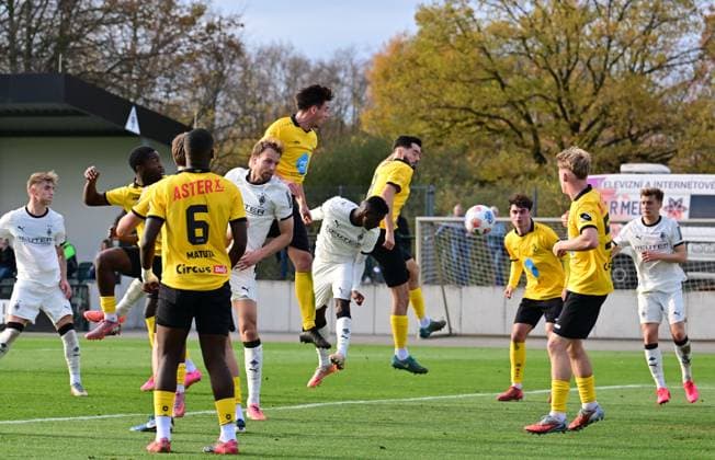 13 11 2025 Moenchengladbach Football, Men, Season 2025 2026, Test match Borussia Moenchengladbach vs K Lierse SK Goal for 1 0 Iaia Manco Danfa Gladbach, center kicks for 1 0 a DFL regulations prohibit any use of photographs as image sequences and or quasi video Borussia Park NRW Germany
