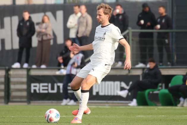 Mönchengladbach, Germany 13 November 2025 Test match 2025 2026 Borussia Mönchengladbach vs Lierse SK In the picture Marvin Friedrich BMG Fohlenplatz Nordrhein Westfalen Copyright: xFotostandx xVanxderxVeldenx