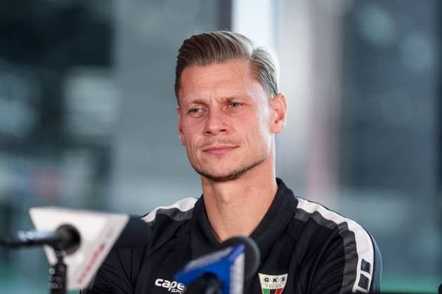 Fußball, GKS Tychy präsentiert neuen Trainer Lukasz Piszczek 13.11.2025, Tychy Betclic I liga sezon 2025 26 GKS Tychy konferencja prasowa - GKS Tychy press conference, PK, Pressekonferenz Nz. Lukasz Piszczek Fot. Michal Chwieduk Arena Akcji NEWSPIX.PL --- newspix.pl POLAND OUT! 