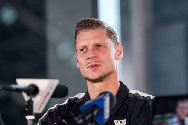 Fußball, GKS Tychy präsentiert neuen Trainer Lukasz Piszczek 13.11.2025, Tychy Betclic I liga sezon 2025 26 GKS Tychy konferencja prasowa - GKS Tychy press conference, PK, Pressekonferenz Nz. Lukasz Piszczek Fot. Michal Chwieduk Arena Akcji NEWSPIX.PL --- newspix.pl POLAND OUT! 