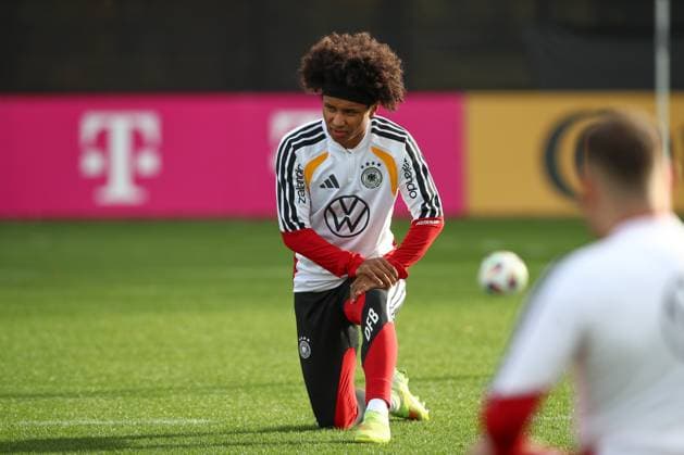 13 11 2025, xtgx, football national team, final training in Wolfsburg emspor, v l Karim Adeyimi Germany DFL DFB REGULATIONS PROHIBIT ANY USE OF PHOTOGRAPHS as IMAGE SEQUENCES and or QUASI VIDEO Wolfsburg