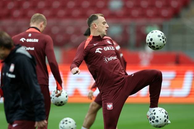 Fußball, WM Quali, Nationalteam Polen, Training WARSZAWA 13.11.2025 TRENING REPREZENTACJI POLSKI --- POLISH FOOTBALL national team, Nationalteam TRAINING SESSION IN WARSAW KAMIL GROSICKI FOT. PIOTR KUCZA FOTOPYK NEWSPIX.PL --- newspix.pl 