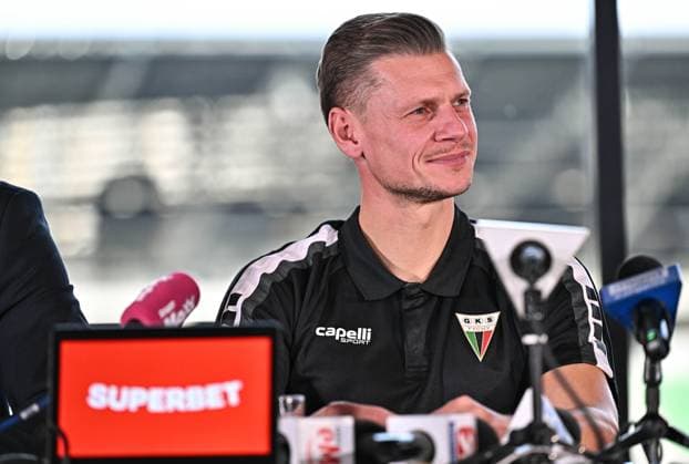 Fußball, GKS Tychy präsentiert neuen Trainer Lukasz Piszczek 2025.11.13 Tychy Pilka nozna Betclic 1 Liga sezon 2025 2026 Konferencja prasowa GKS Tychy N z Lukasz Piszczek Foto Lukasz Sobala PressFocus 2025.11.13 Tychy Football Polish First League season 2025 2026 Konferencja prasowa GKS Tychy Lukasz Piszczek Credit: Lukasz Sobala PressFocus NEWSPIX.PL --- newspix.pl 