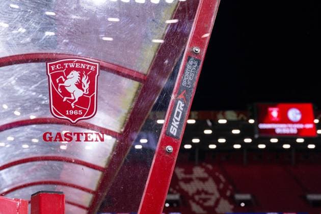 13 11 2025, Football, Test match, Season 2025 2026, Twente Enschede FC Schalke 04, Grolsch Veste interior view, xRHR PHOTO YYx Copyright: KROEGER RHR-FOTOx RHR-FOTO YY