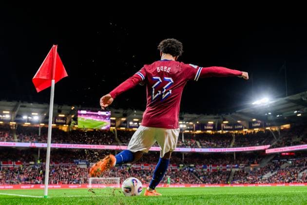 251113 Oscar Bobb of Norway during the FIFA World Cup Qualifier football match between Norway and Estonia on November 13, 2025 in Oslo Photo Vegard Grott BILDBYRAN kod VG VG0831 bbeng fotball football soccer fotboll fifa world cup qualifiers european qualifiers 2026 uefa world cup qualifiers vm kvalifisering vm kvalik vm kval norge norway estland estonia  Copyright: VEGARDxGRoTT BB251113VG040